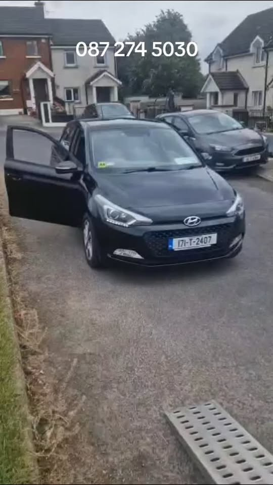 Hyundai i20 bought, keys swapped, money in hand. Happy customer!